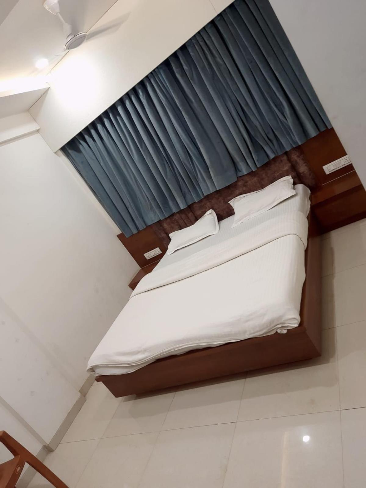 Hotel Murlidhar Rooms Kāsandra Exteriér fotografie